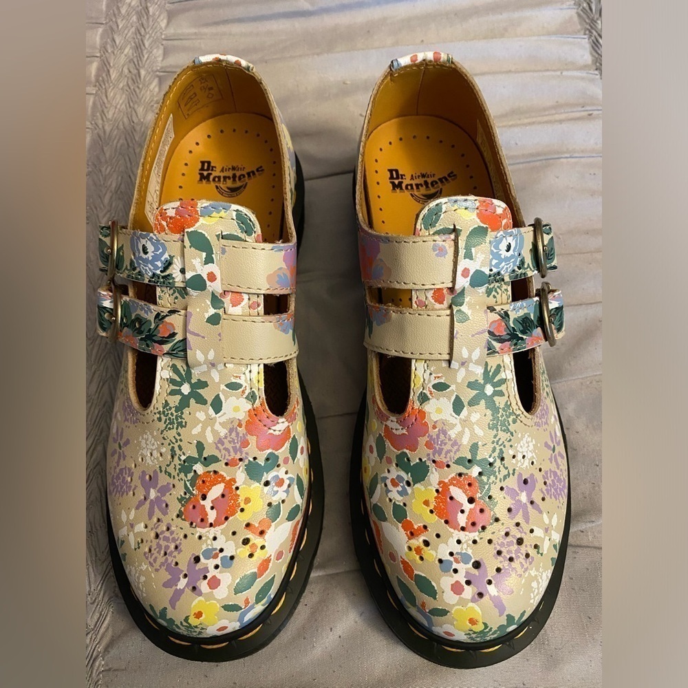 NWOT Dr. Martens 8065 Floral Mash Up Leather Mary Jane 'Parchment Beige Size 5 - Picture 4 of 13